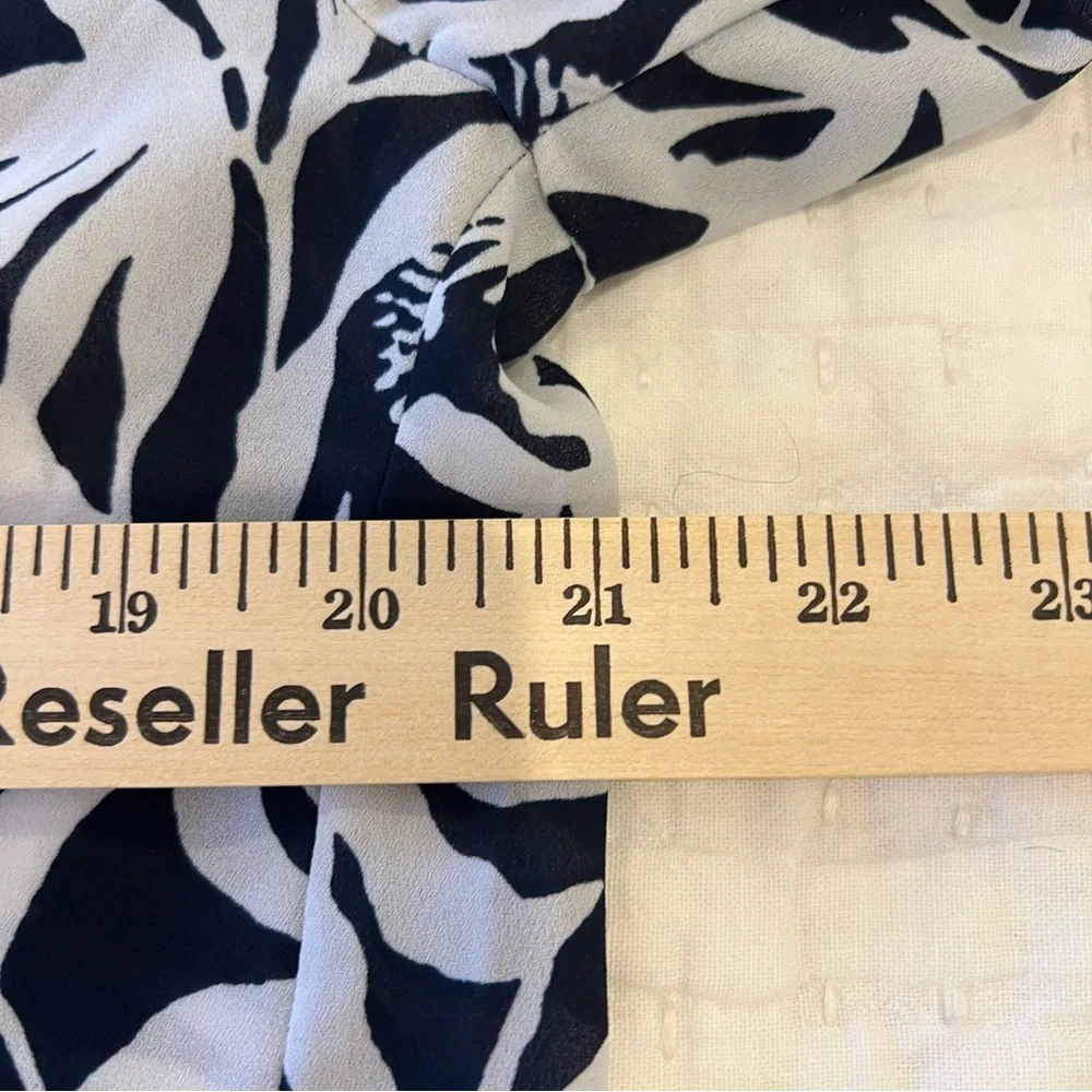 Lilly Pulitzer Top Women Large Blue White Marilina Tassels Relaxed Coastal Tunic - Picture 11 of 14